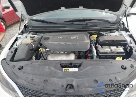 2015 Chrysler 200 Limited z USA, uszkodzony, nr VIN 1C3CCCAB9FN721407